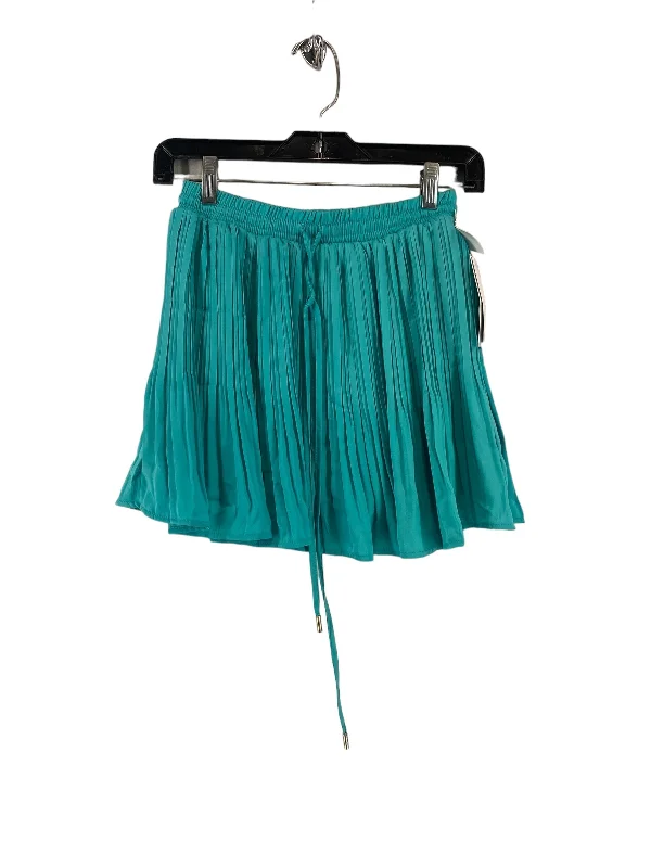 Skirt Mini & Short By Clothes Mentor In Teal, Size: S