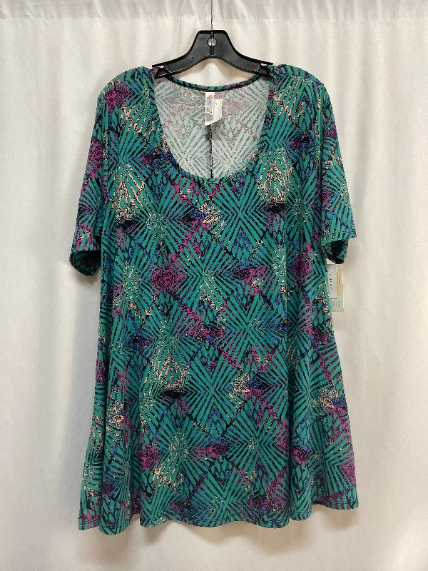 Top Short Sleeve By Lularoe In Green, Size: Xl